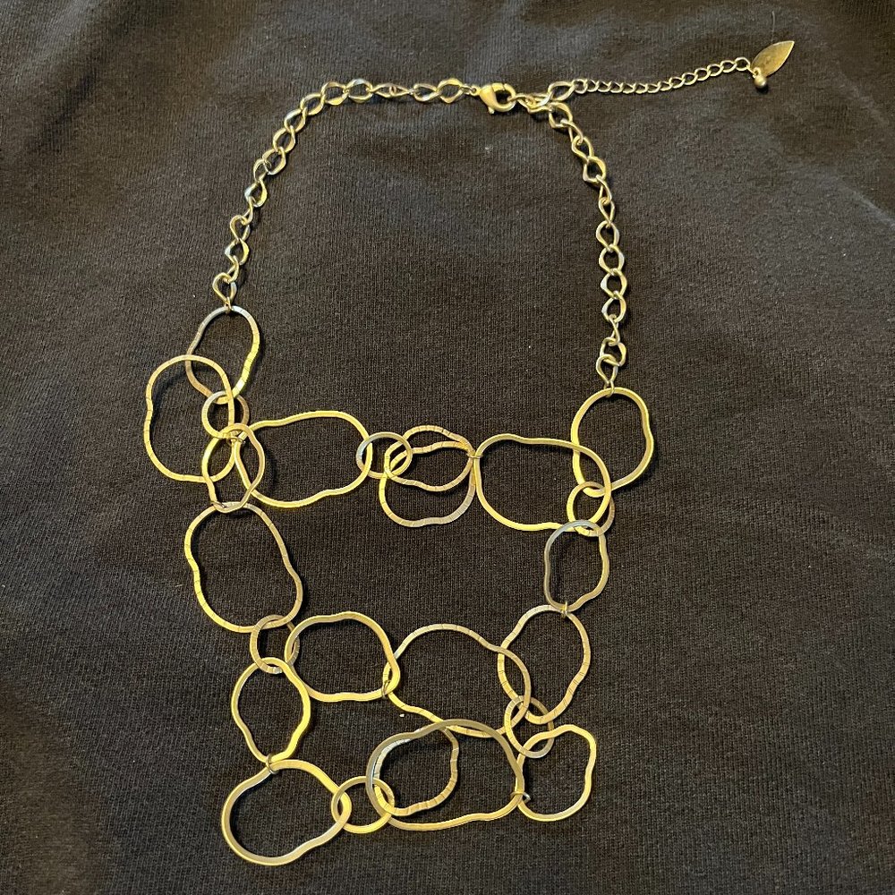 Metal Loops Necklace